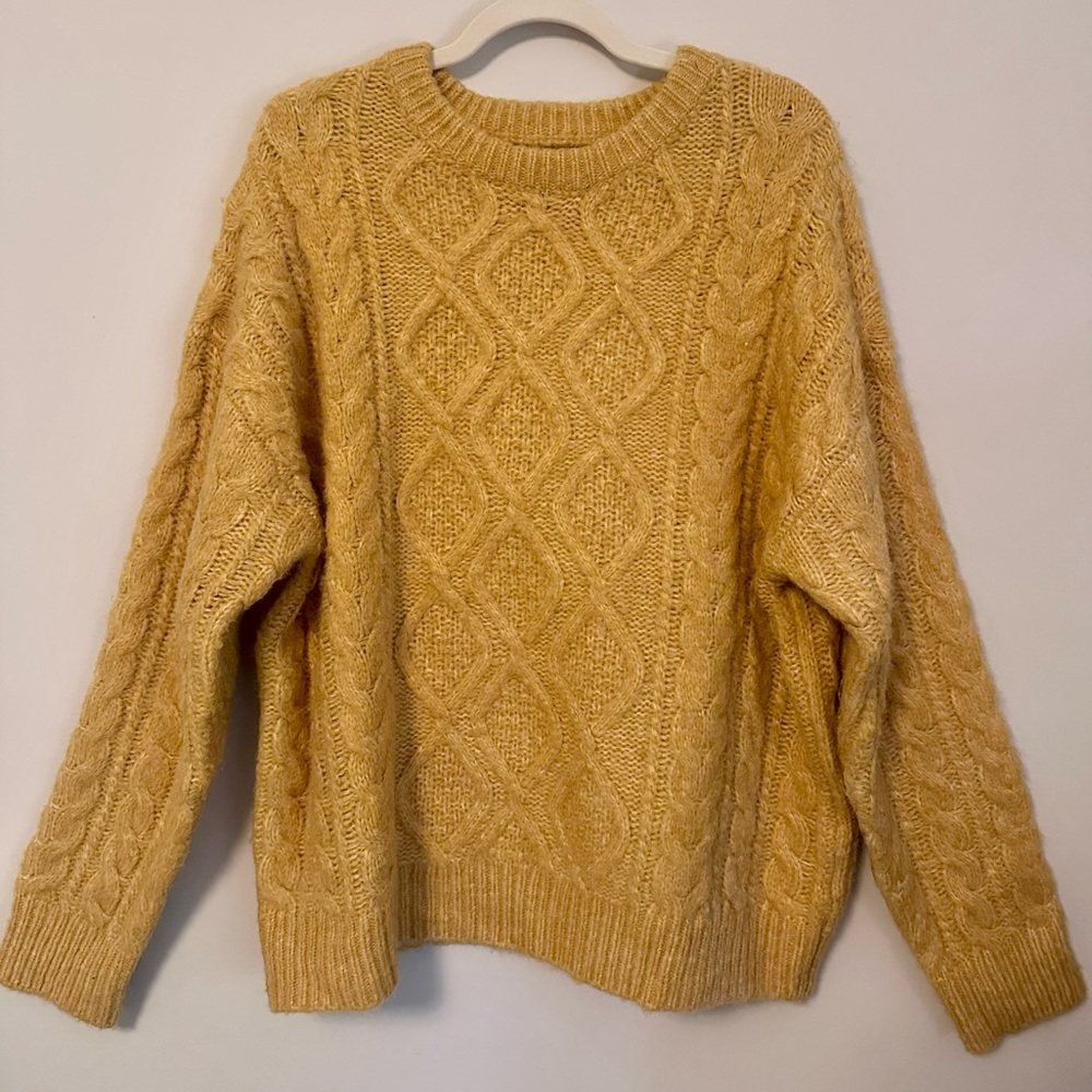 Daily Drills Womens Cozy Cable Knit Wool Sweater Size XS/S Mustard Yellow